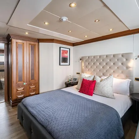 Yacht Irama * كان